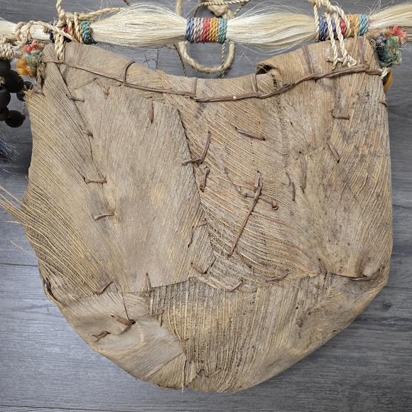 Native American Handmade Primitive Natural Palm Husk Leaf Fiber Wall Basket